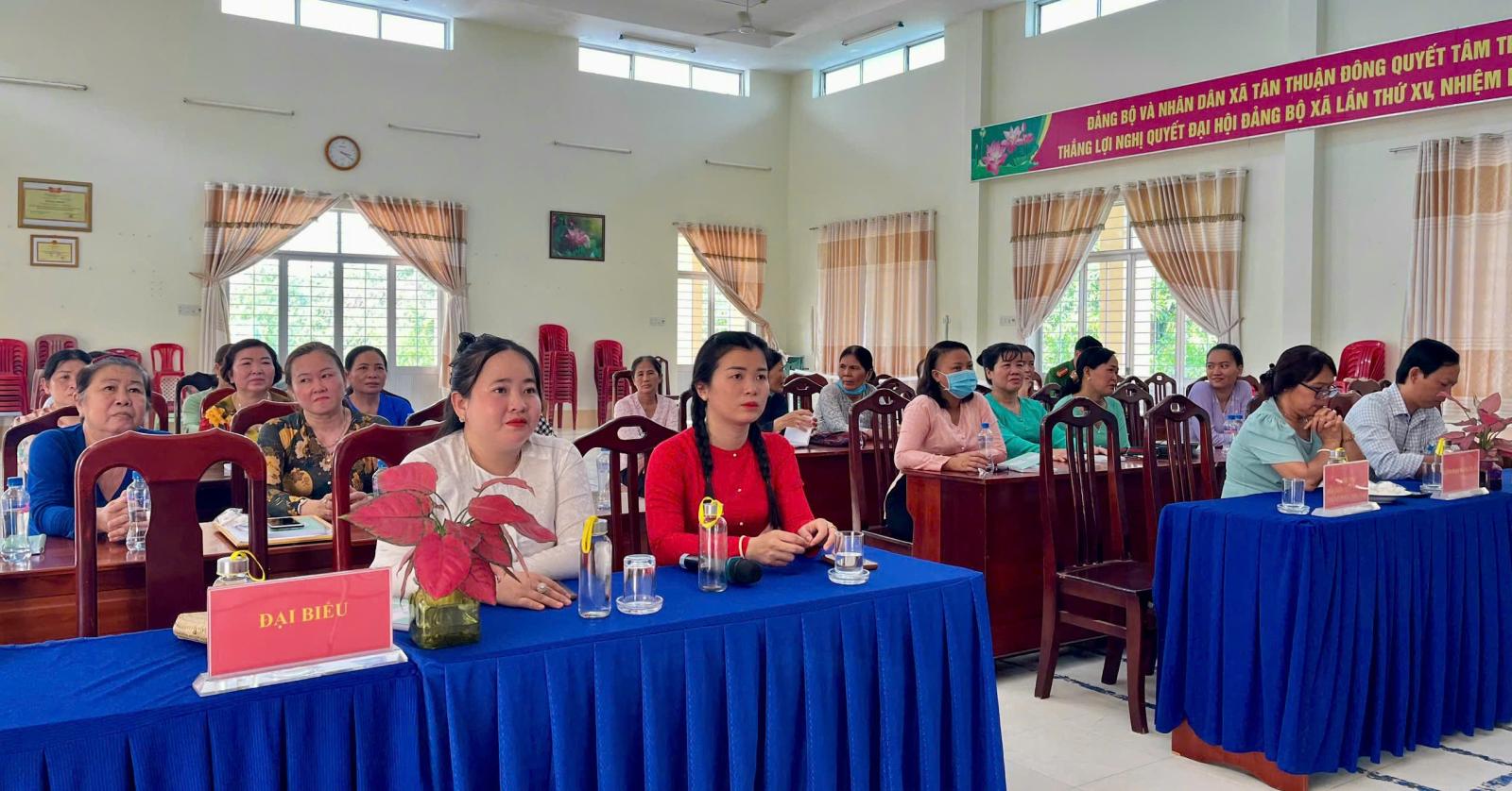 RA MẮT TỔ HỢP TÁC DỊCH VỤ LÀM BÁNH DÂN GIAN MÔ HÌNH “1 + 1” VÀ “3 CÓ, 3 BIẾT”